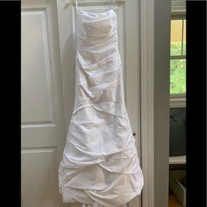 New/without tags Wedding Dress Sz 6 petite
